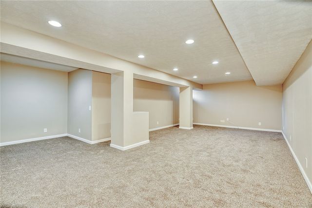 1300 Surrey Garden Way, Webster, NY 14580