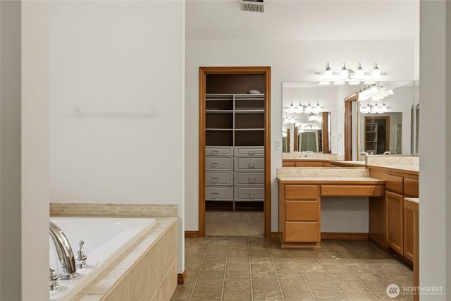 11212 179th Ave Ct E, Bonney Lake, WA 98391