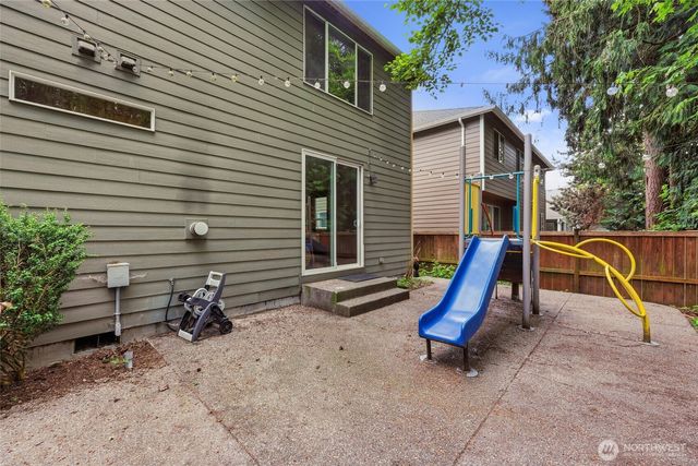 11212 179th Ave Ct E, Bonney Lake, WA 98391