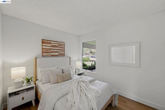 1686 Rhododendron Dr, Livermore, CA 94551