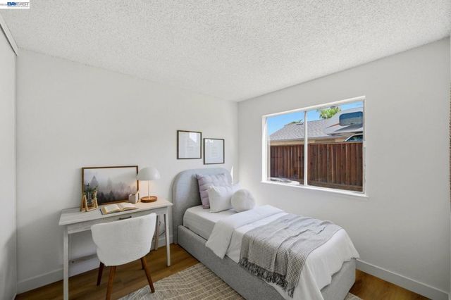 1686 Rhododendron Dr, Livermore, CA 94551