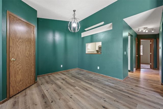 3507 E Avenue NW F, Cedar Rapids, IA 52405