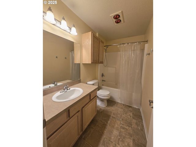 68304 E TWINBERRY Loop, Welches, OR 97067