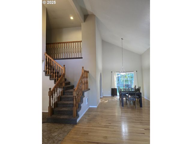 68304 E TWINBERRY Loop, Welches, OR 97067