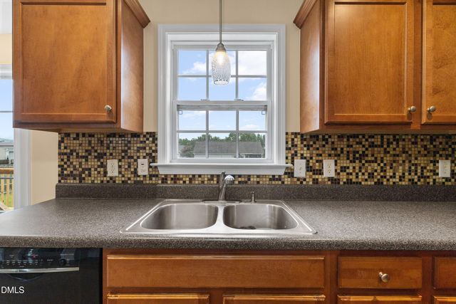 185 Snowberry Lane, Smithfield, NC 27577