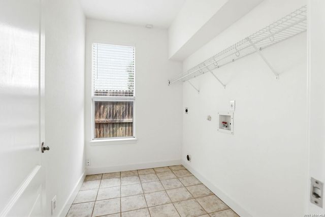 422 PEASE HOLW, San Antonio, TX 78258