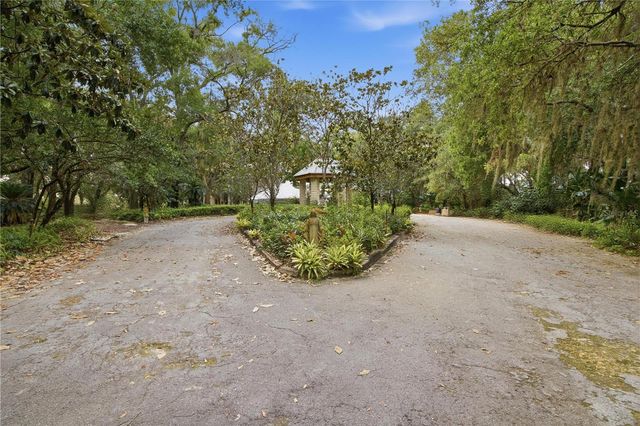 2271 KEYSTONE ROAD, Tarpon Springs, FL 34688