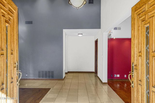 1708 Royal St George Drive, Westlake Village, CA 91362