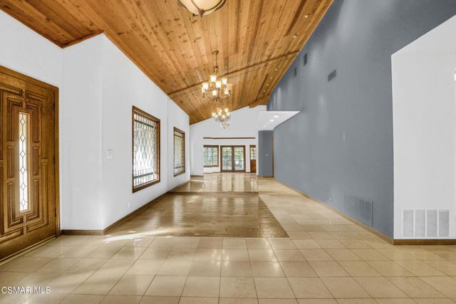 1708 Royal St George Drive, Westlake Village, CA 91362