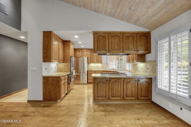 1708 Royal St George Drive, Westlake Village, CA 91362