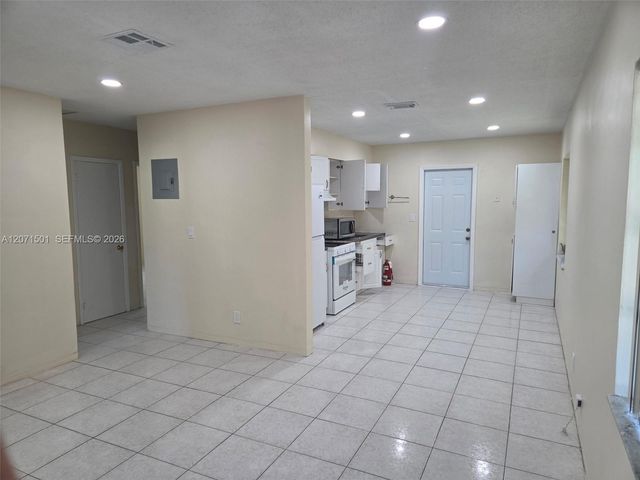 6050 SW 34th Street 1, Miramar, FL 33023