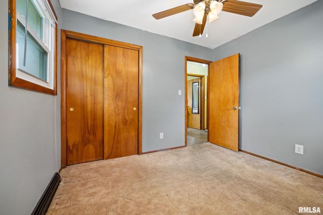 2027 W AUSTIN Drive, Peoria, IL 61614