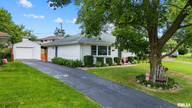 2027 W AUSTIN Drive, Peoria, IL 61614