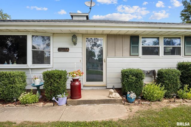 2027 W AUSTIN Drive, Peoria, IL 61614