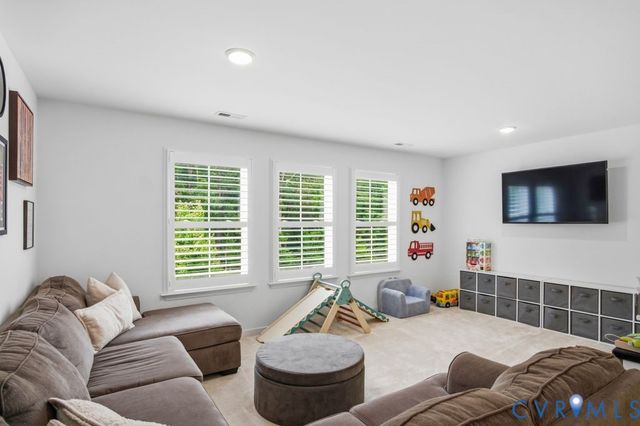 15912 W Millington Dr, Midlothian, VA 23112