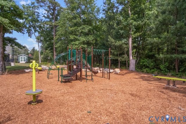 15912 W Millington Dr, Midlothian, VA 23112