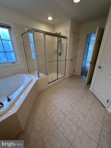 20672 SUTHERLIN PL, Sterling, VA 20165