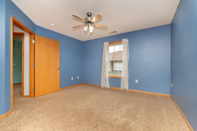 818 Roundhouse Street, Shakopee, MN 55379