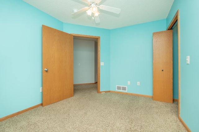 818 Roundhouse Street, Shakopee, MN 55379