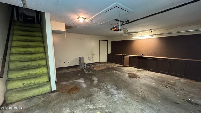 115 Avian Lane, Jackson, MS 39204