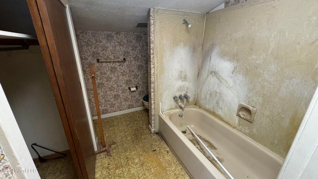 115 Avian Lane, Jackson, MS 39204