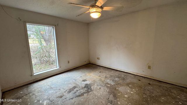 115 Avian Lane, Jackson, MS 39204