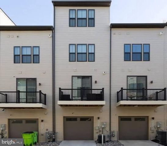 2807 EVANSGREEN DR, Suitland, MD 20746