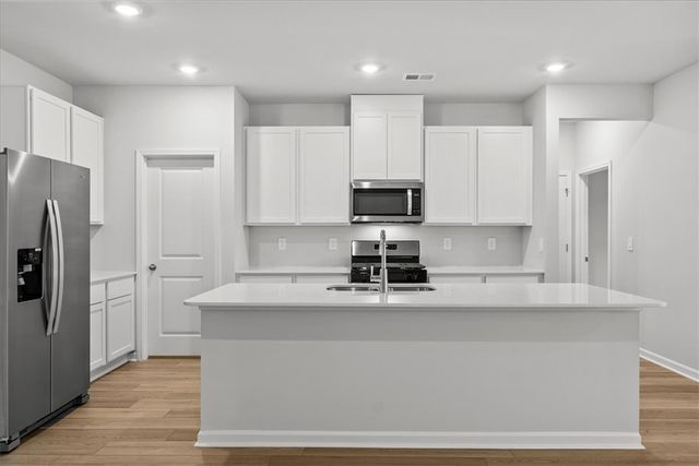 5 Angel Wood Drive, Piedmont, SC 29673