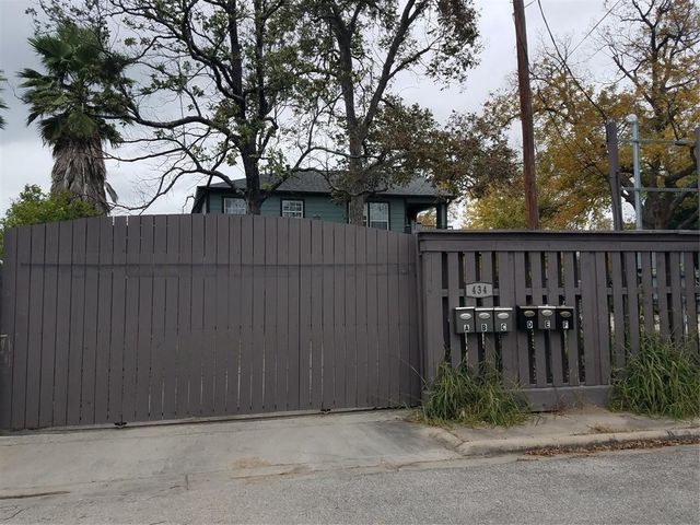 434 Lenard Street B, Houston, TX 77009