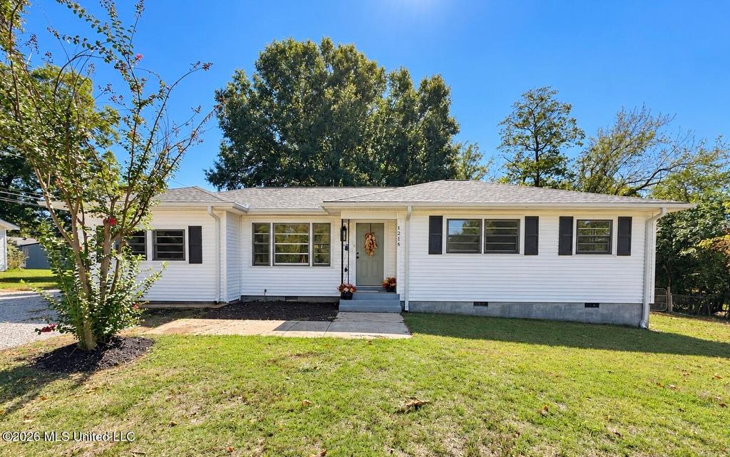 1216 W Main Street, Senatobia, MS 38668 — exterior