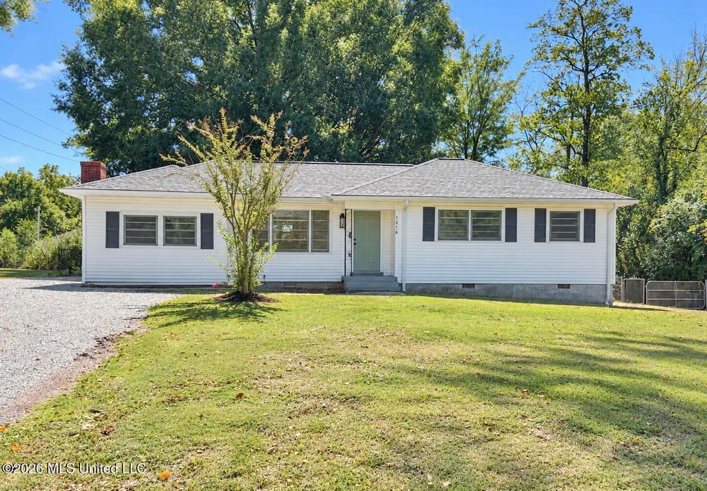 1216 W Main Street, Senatobia, MS 38668 — photo 2