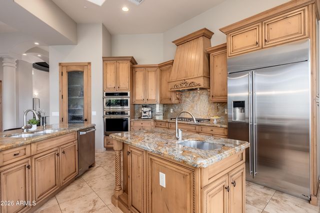 11374 E DALE Lane, Scottsdale, AZ 85262
