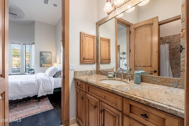 11374 E DALE Lane, Scottsdale, AZ 85262
