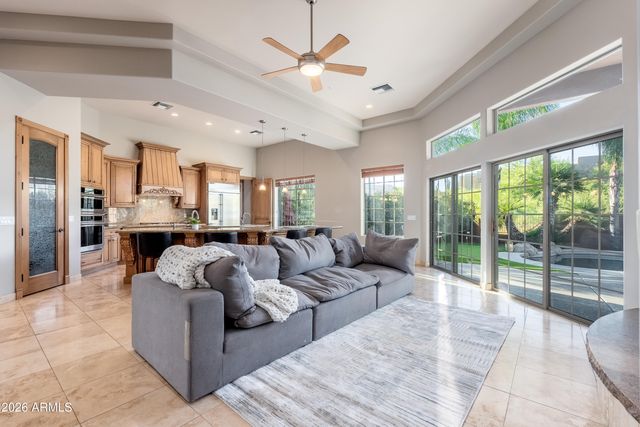 11374 E DALE Lane, Scottsdale, AZ 85262