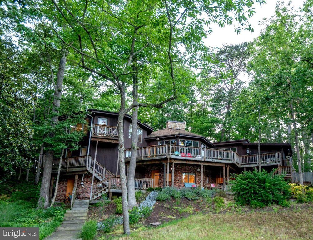 4721 ROCK CREEK CIR, Saint Leonard, MD 20685