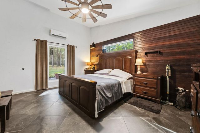 625 Gibson Road, Livingston, TX 77351