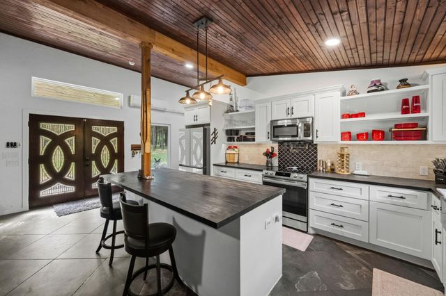 625 Gibson Road, Livingston, TX 77351
