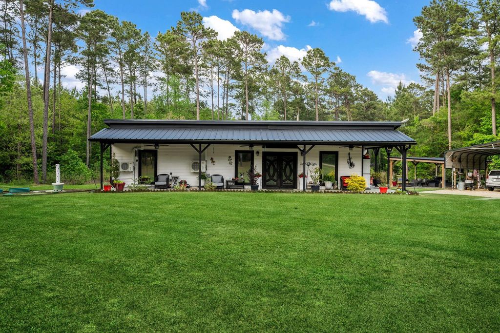 625 Gibson Road, Livingston, TX 77351