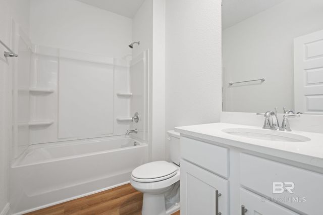 12946 E Grand Rapids Road, Fairhope, AL 36532