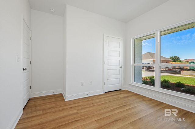 12946 E Grand Rapids Road, Fairhope, AL 36532