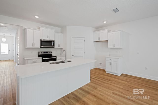 12946 E Grand Rapids Road, Fairhope, AL 36532