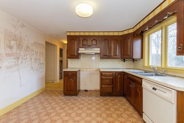 168 Richdale Road, Needham, MA 02494