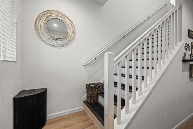 5541 Malibu Palm Ct, Sacramento, CA 95842