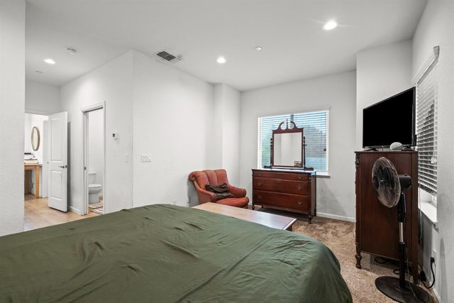 5541 Malibu Palm Ct, Sacramento, CA 95842