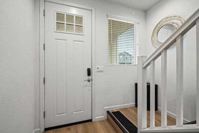 5541 Malibu Palm Ct, Sacramento, CA 95842