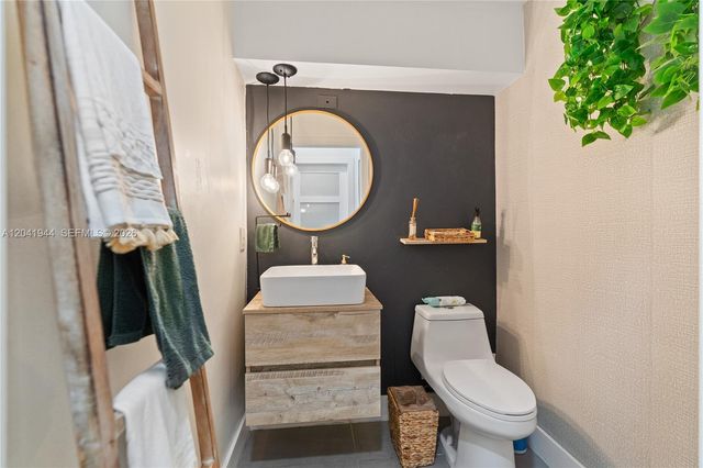 7840 Rockport Circle, Lake Worth, FL 33467