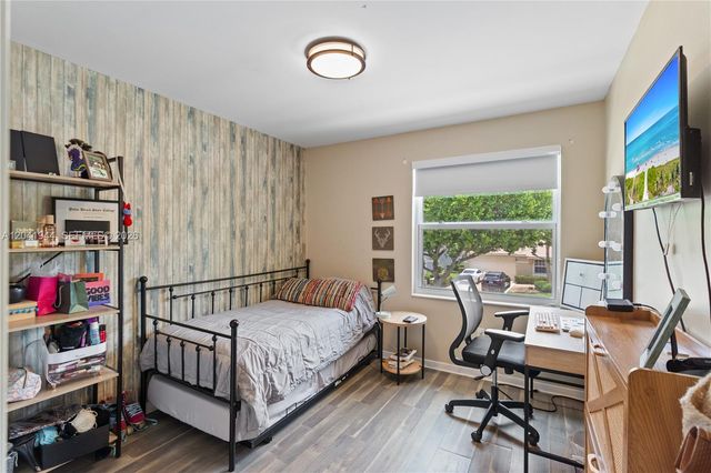 7840 Rockport Circle, Lake Worth, FL 33467