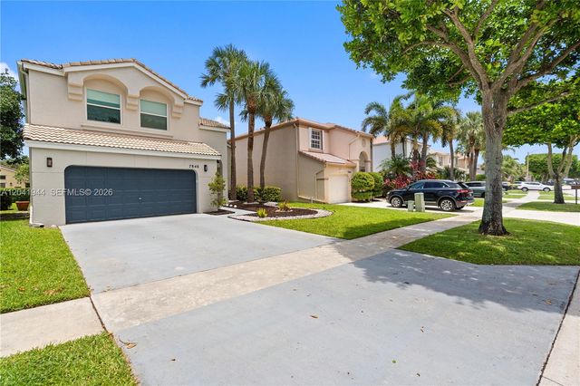 7840 Rockport Circle, Lake Worth, FL 33467