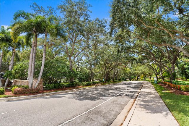7840 Rockport Circle, Lake Worth, FL 33467