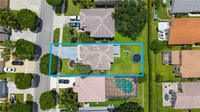 7840 Rockport Circle, Lake Worth, FL 33467